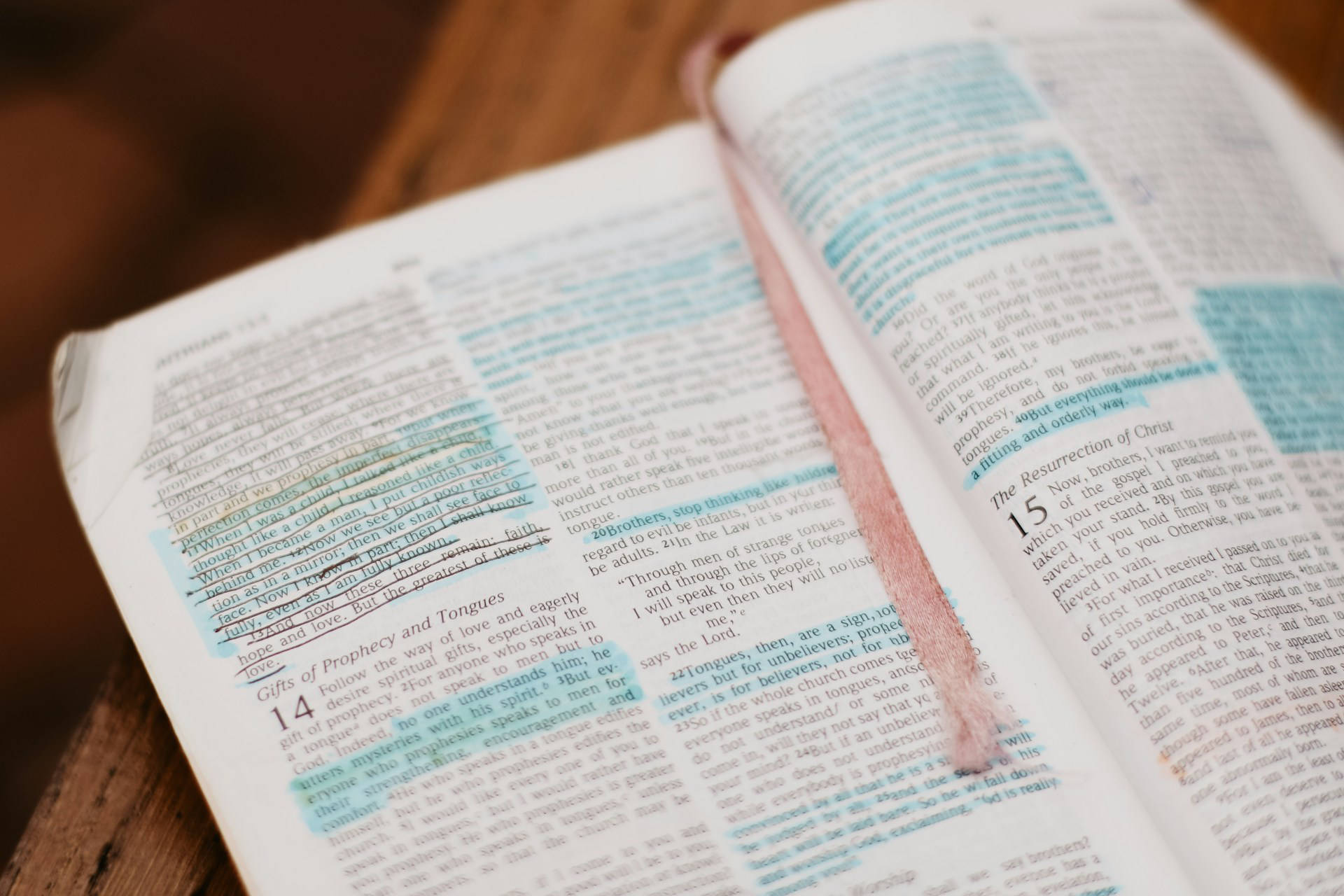 Une Bible annotée